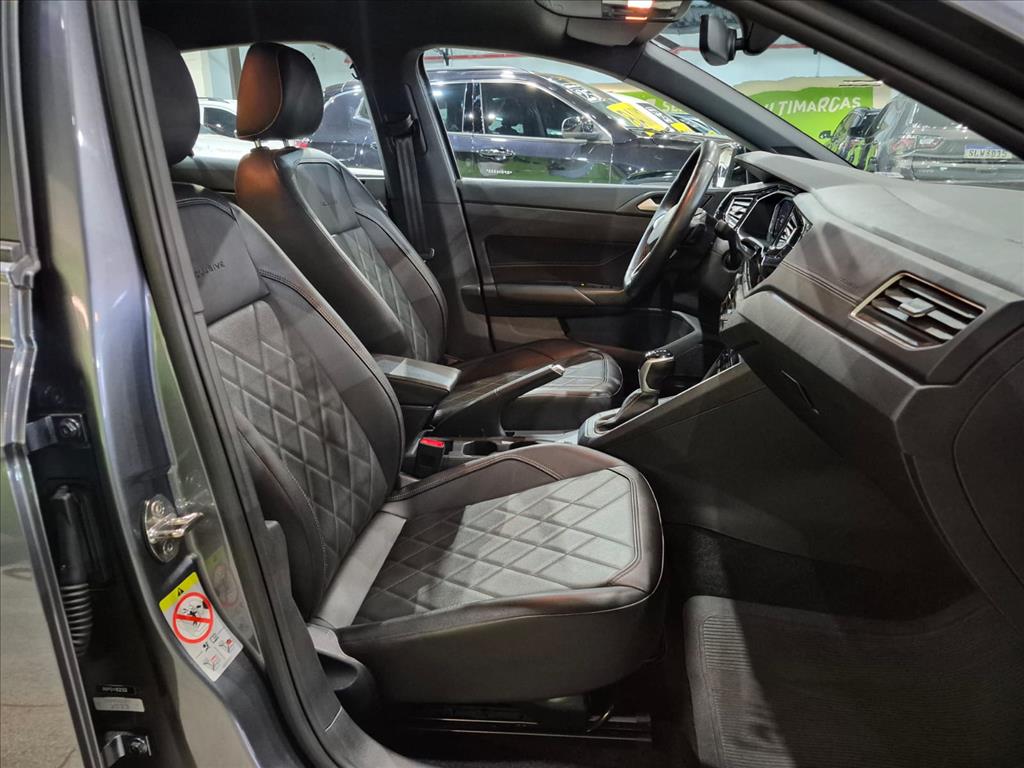 VIRTUS 1.4 250 TSI EXCLUSIVE AUTOMÁTICO10