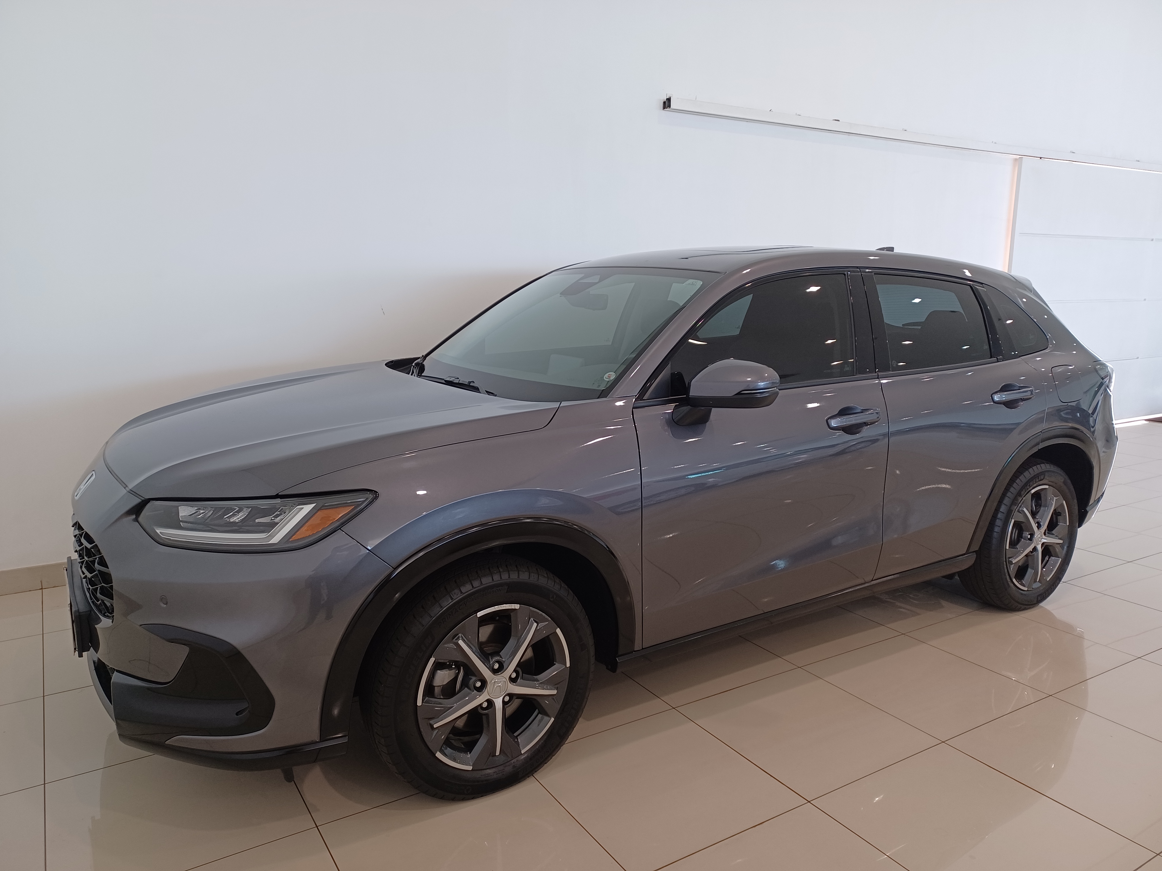 Honda-ZR-V-2.0 i-VTEC GASOLINA TOURING CVT