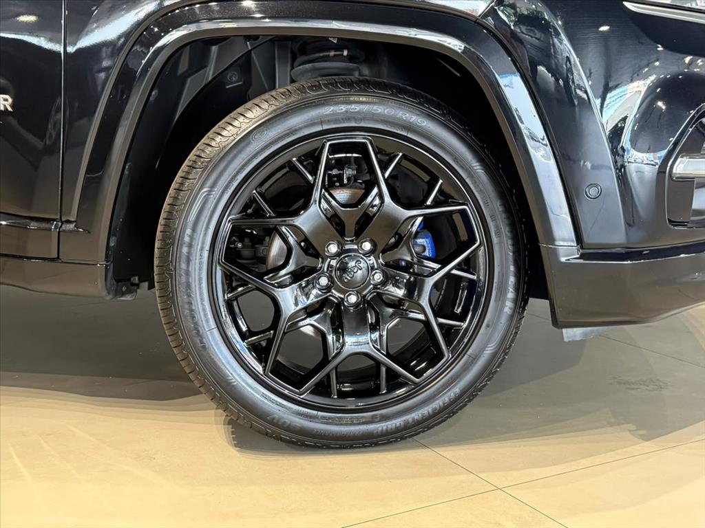COMMANDER 1.3 T270 TURBO FLEX OVERLAND AT61