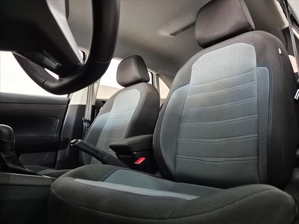 Volkswagen-NIVUS-1.0 200 TSI TOTAL FLEX COMFORTLINE AUTOMÁTICO