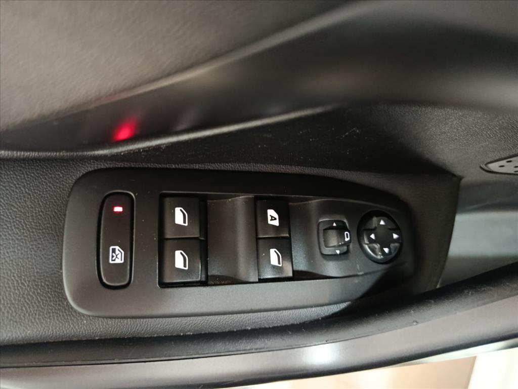 208 1.6 URBANTECH 16V FLEX 4P AUTOMÁTICO11