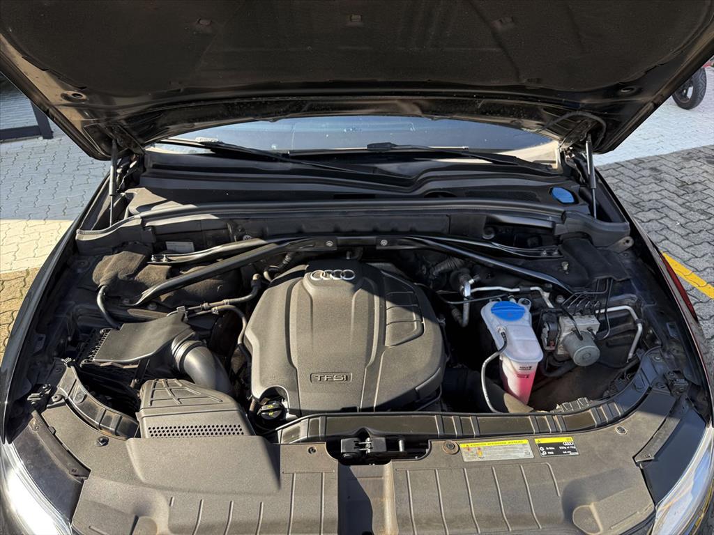 Audi Q5 - 2.0 TFSI AMBIENTE 16V 225CV GASOLINA 4P AUTOMÁTICO