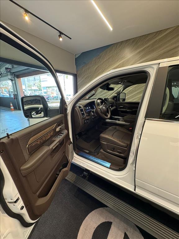 3500 6.7 I6 TURBO DIESEL LIMITED LONGHORN CD 4X4  AUTOMÁTICO7