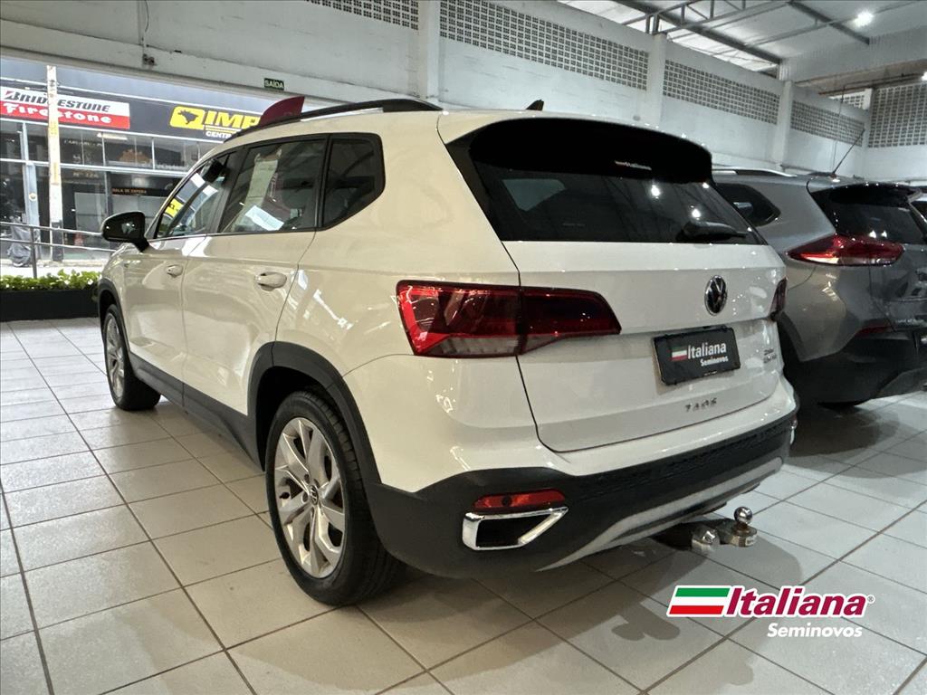 TAOS 1.4 250 TSI TOTAL FLEX COMFORTLINE AUTOMÁTICO1