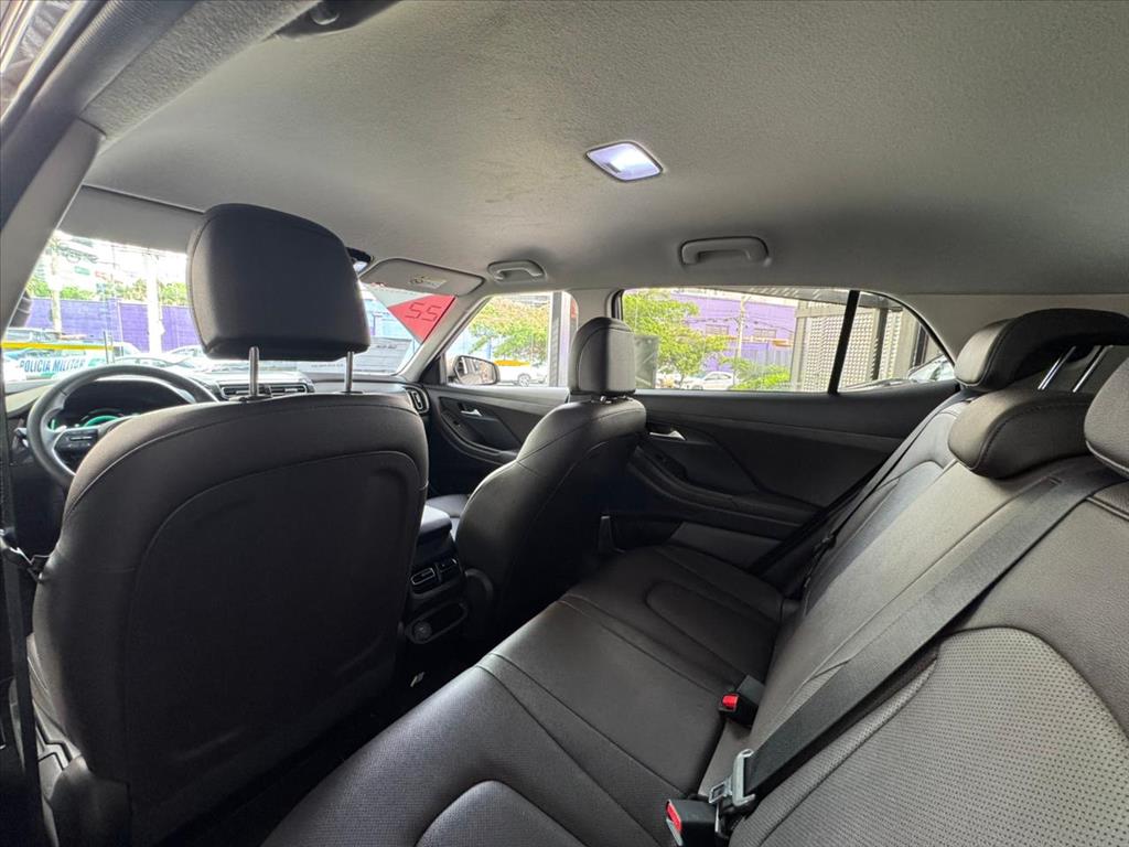 Hyundai-CRETA-1.0 TGDI FLEX PLATINUM AUTOMÁTICO
