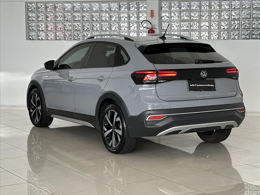 NIVUS 1.0 200 TSI TOTAL FLEX HIGHLINE AUTOMÁTICO10
