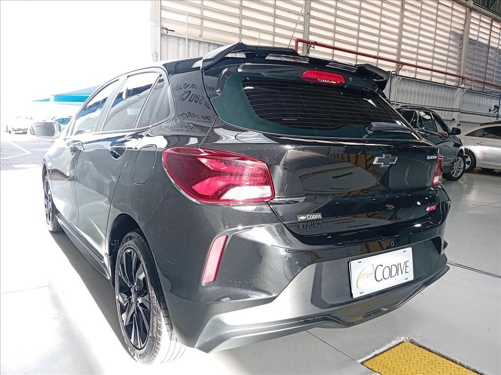ONIX 1.0 TURBO FLEX RS AUTOMÁTICO3