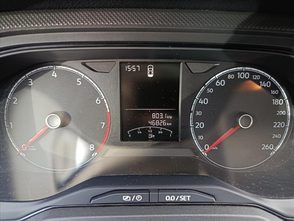 POLO 1.0 MPI TRACK MANUAL6