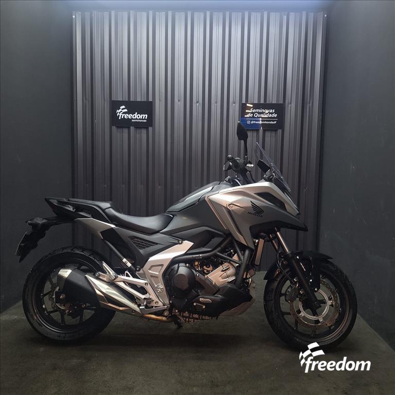 Moto HONDA do modelo NC 750X ABS DCT 2025/2025