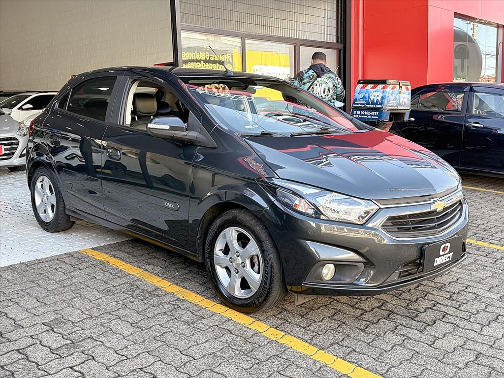 Chevrolet Onix - 1.4 MPFI LT 8V FLEX 4P AUTOMÁTICO