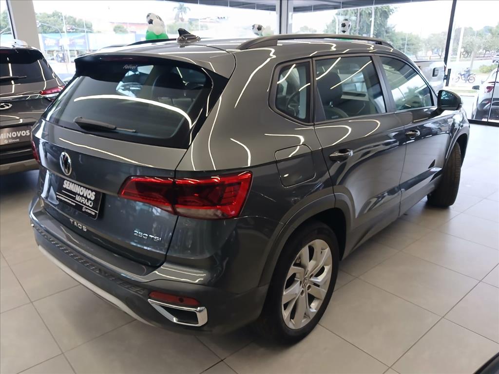 TAOS 1.4 250 TSI TOTAL FLEX COMFORTLINE AUTOMÁTICO7