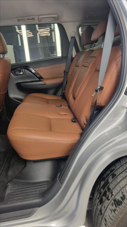 PAJERO SPORT 2.4 16V MIVEC TURBO DIESEL LEGEND AWD AUTOMÁTICO9