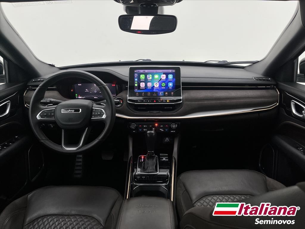 COMMANDER 1.3 T270 TURBO FLEX OVERLAND AT68