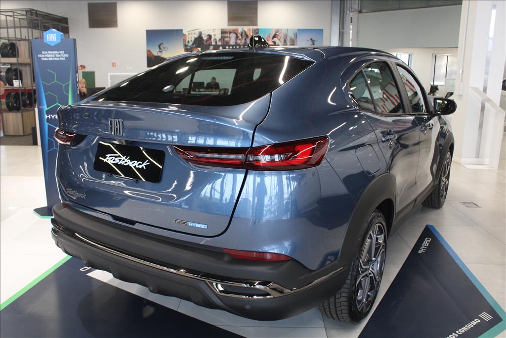 FASTBACK 1.0 TURBO 200 HYBRID IMPETUS CVT9