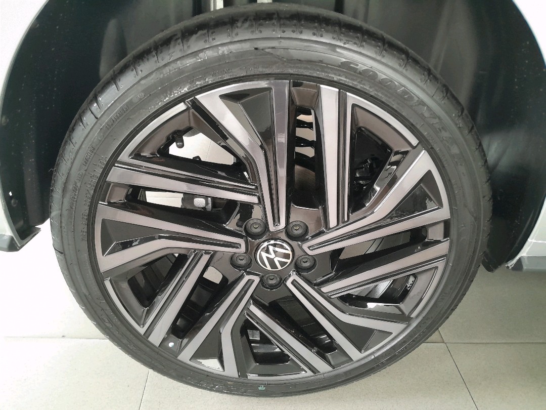 VIRTUS 1.4 250 TSI EXCLUSIVE AUTOMÁTICO1