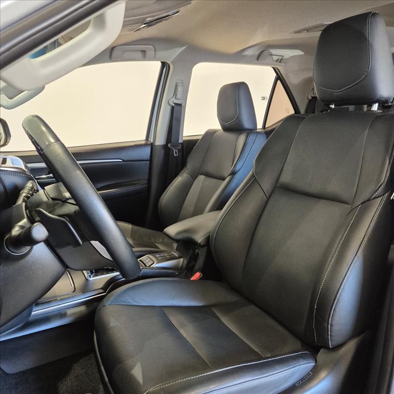 HILUX 2.8 D-4D TURBO DIESEL CD SRX 4X4 AUTOMÁTICO15