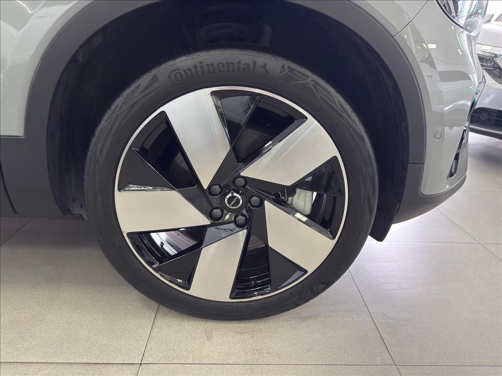 C40 P8 RECHARGE TWIN ELECTRIC ULTIMATE AWD6