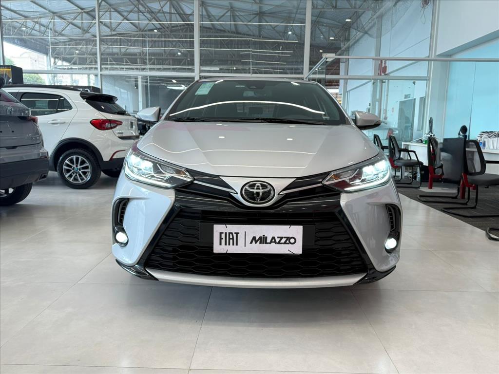 YARIS 1.5 16V FLEX XLS MULTIDRIVE YARIS 1.5 16V FLEX XLS MULTIDRIVE