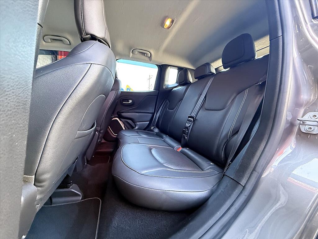 Jeep Renegade - 1.8 16V FLEX LONGITUDE 4P AUTOMÁTICO