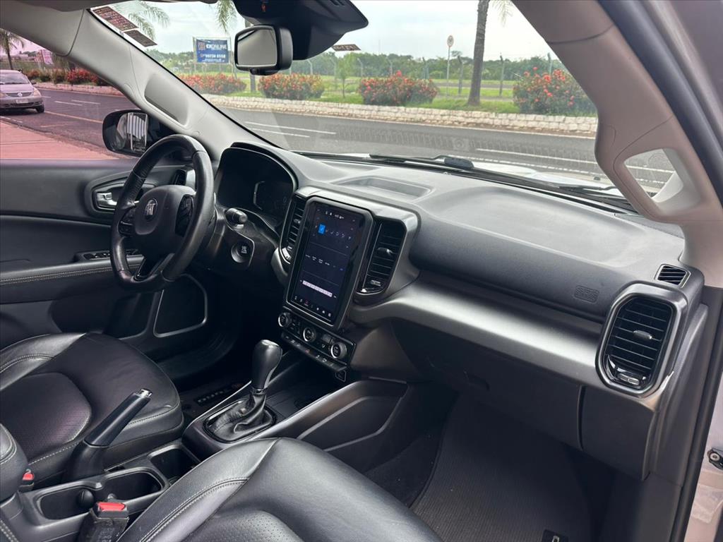 TORO 2.0 16V TURBO DIESEL VOLCANO 4WD AT99