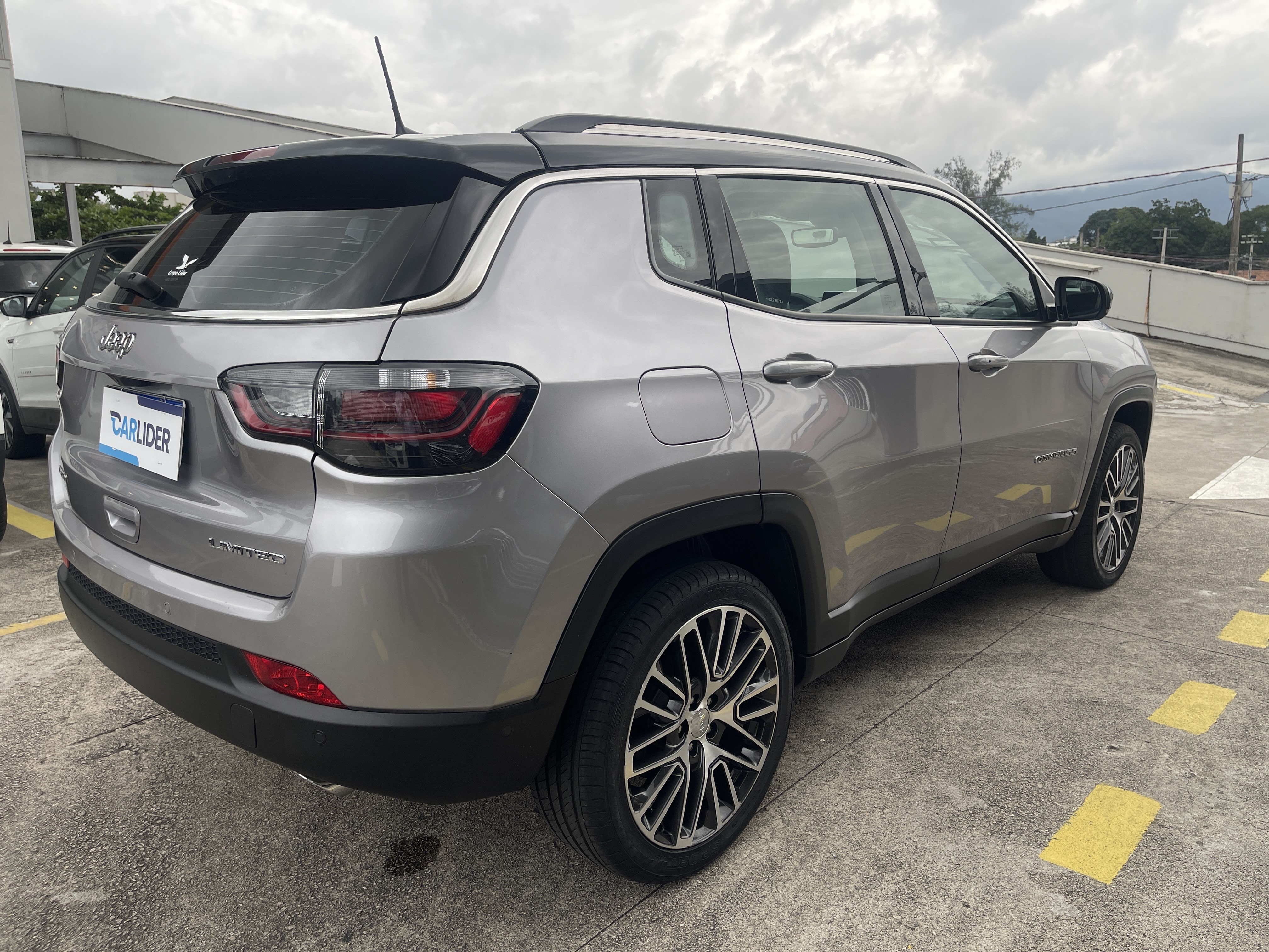 COMPASS 1.3 T270 TURBO FLEX LIMITED AT63