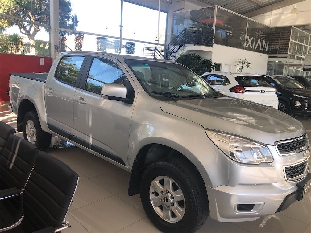 S10 2.8 LT 4X2 CD 16V TURBO DIESEL 4P MANUAL S10 2.8 LT 4X2 CD 16V TURBO DIESEL 4P MANUAL