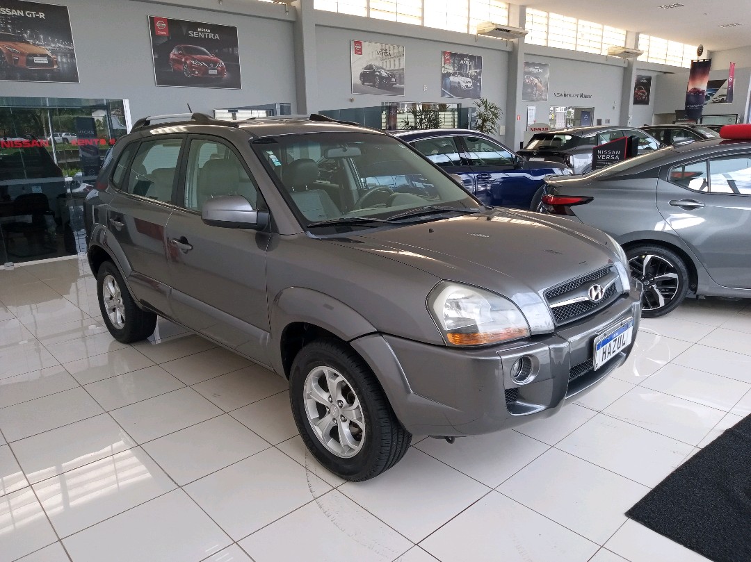 TUCSON 2.0 MPFI GLS 16V 143CV 2WD FLEX 4P AUTOMÁTICO1
