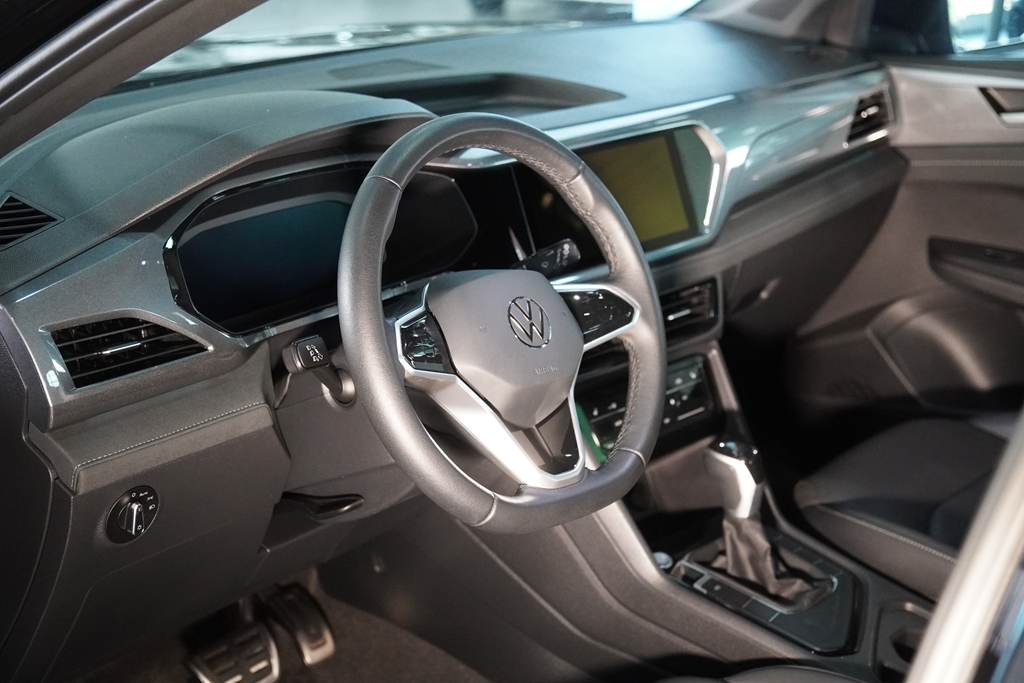 TAOS 1.4 250 TSI TOTAL FLEX HIGHLINE AUTOMÁTICO8