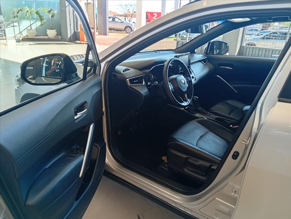 COROLLA CROSS 2.0 VVT-IE FLEX XRE DIRECT SHIFT9