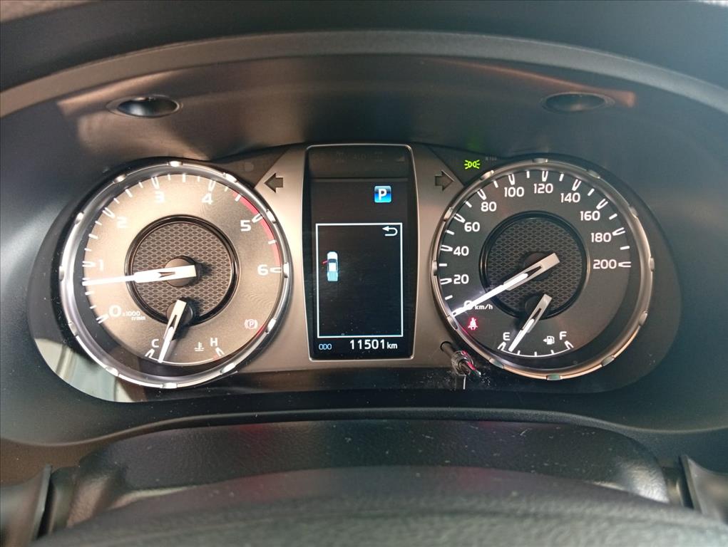 HILUX 2.8 D-4D TURBO DIESEL CD SRX 4X4 AUTOMÁTICO8