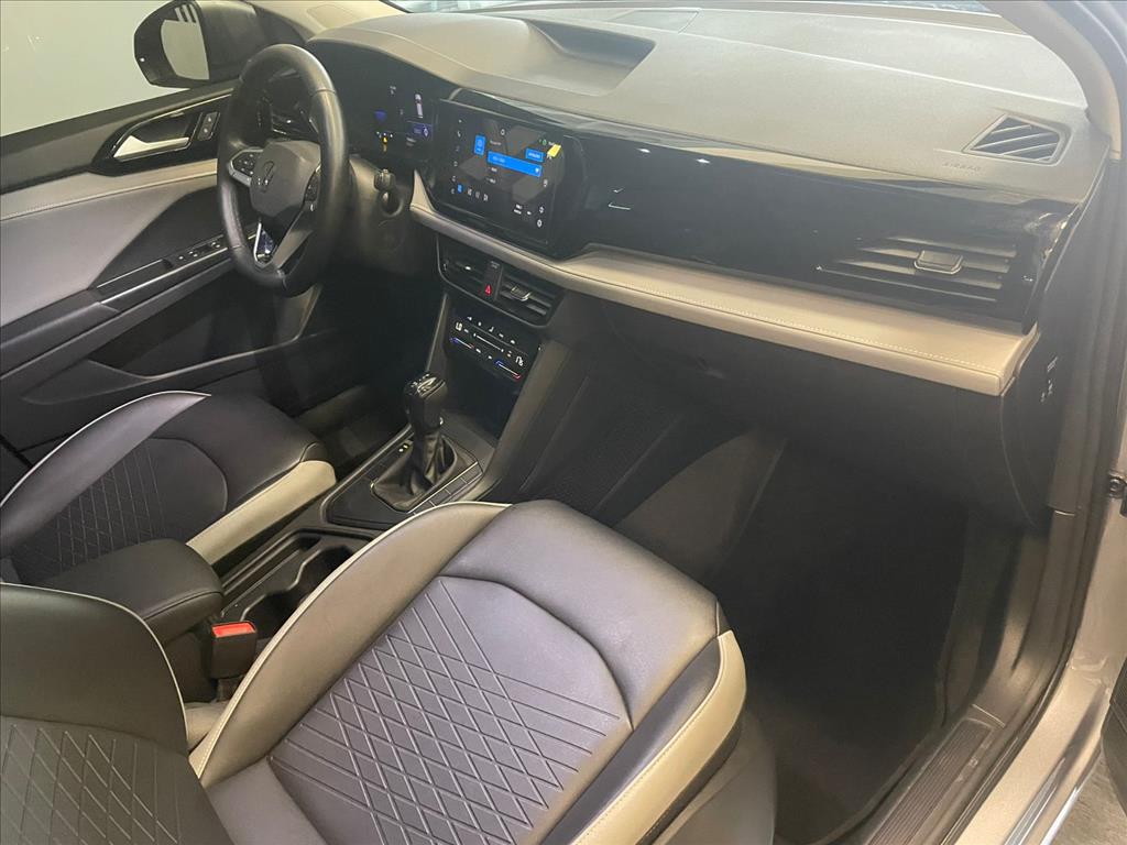 TAOS 1.4 250 TSI TOTAL FLEX COMFORTLINE AUTOMÁTICO16