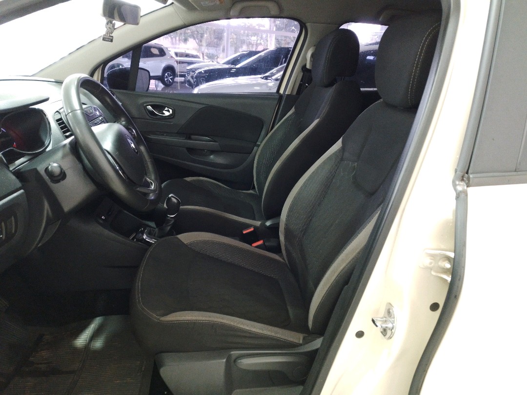 Renault-CAPTUR-1.6 16V SCE FLEX ZEN X-TRONIC