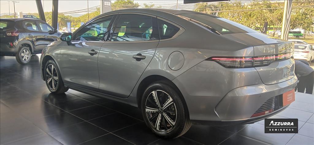 KING 1.5 DM-I PHEV GS AUTOMÁTICO4