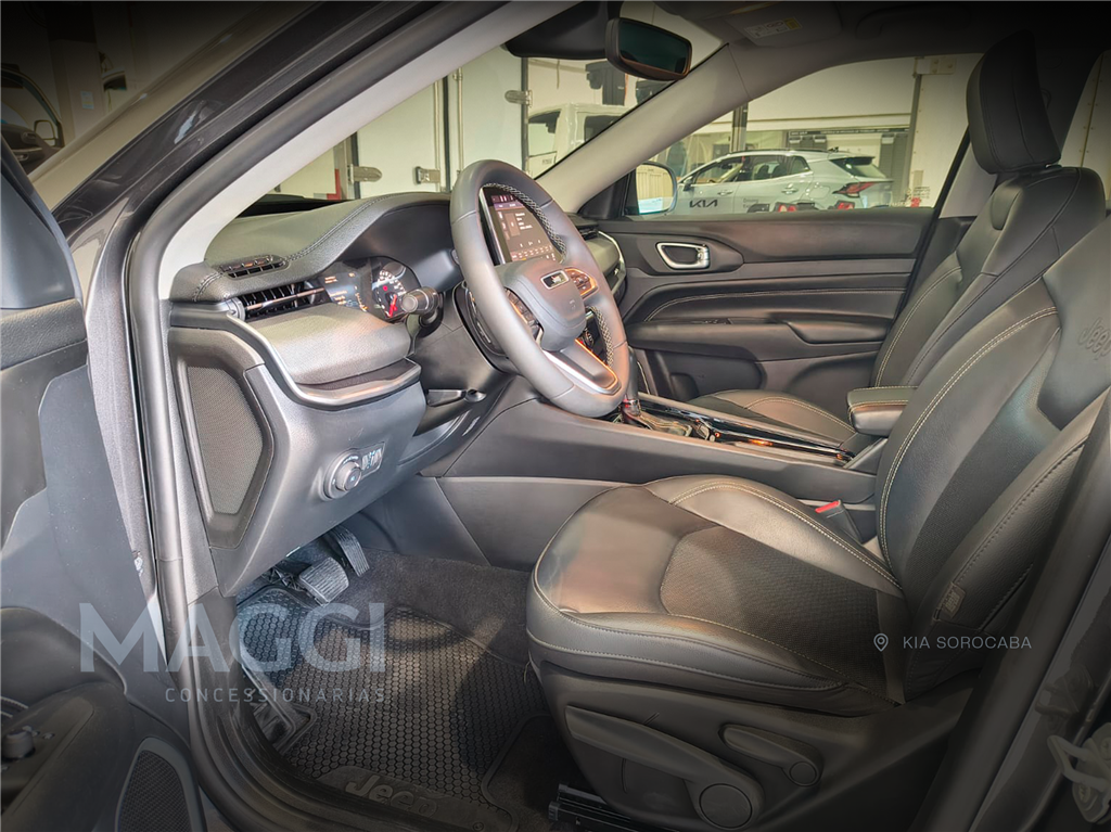 COMPASS 1.3 T270 TURBO FLEX LONGITUDE AT68