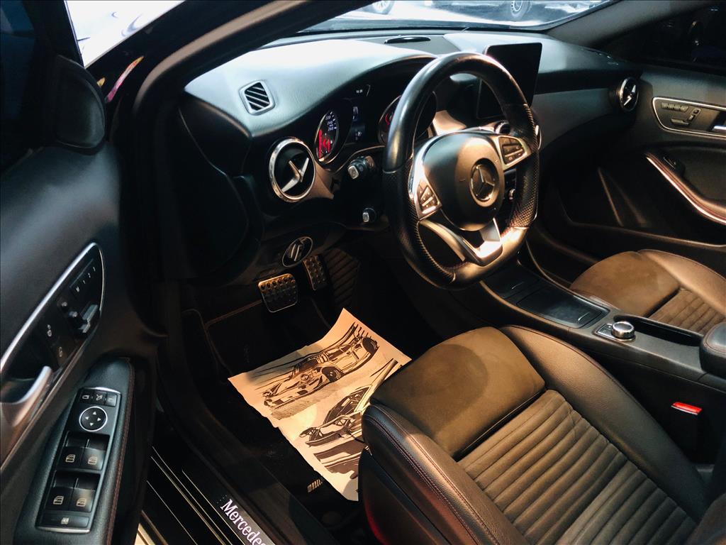 GLA 250 2.0 16V TURBO GASOLINA ENDURO 4P AUTOMÁTICO6