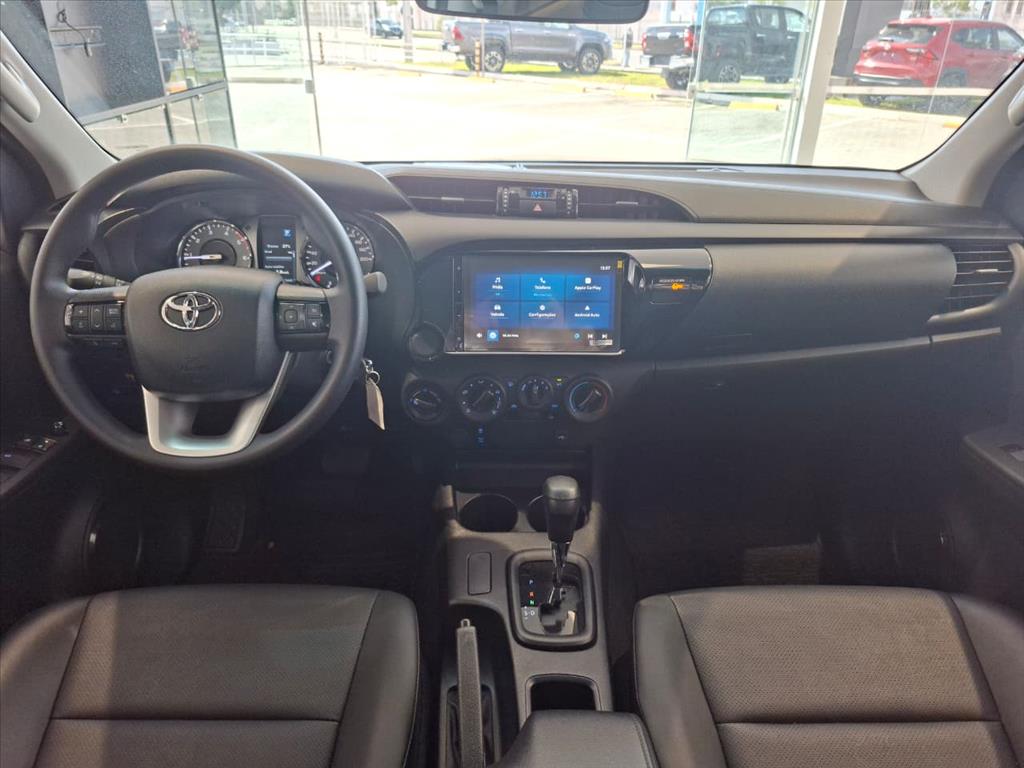 HILUX 2.8 D-4D TURBO DIESEL CD SRX 4X4 AUTOMÁTICO10
