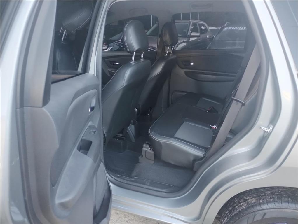 SPIN 1.8 LTZ 8V FLEX 4P AUTOMÁTICO11