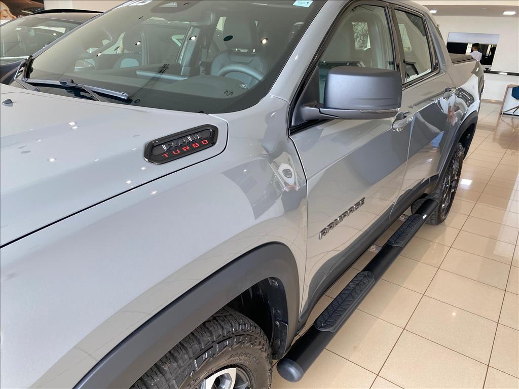 RAMPAGE 2.0 HURRICANE 4 TURBO GASOLINA REBEL 4X4 AUTOMÁTICO3