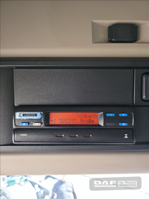 DAF-XF-FTT 530 6X4 SPACE CAB