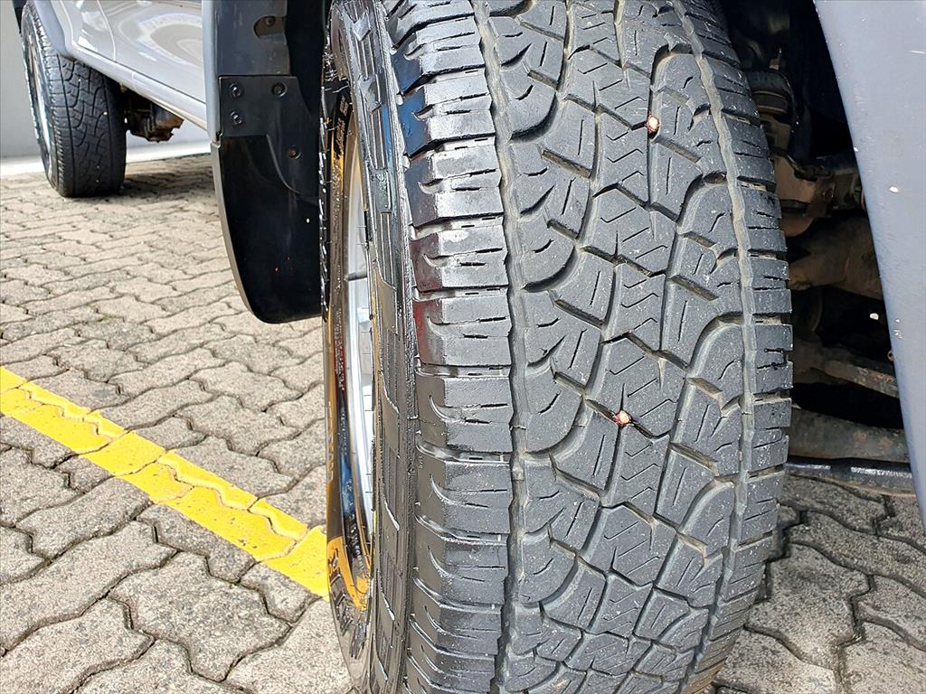 Mitsubishi L200 Outdoor - 2.5 HPE 4X4 CD 8V TURBO INTERCOOLER DIESEL 4P MANUAL