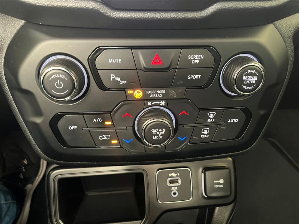 RENEGADE 1.8 16V FLEX LONGITUDE 4P AUTOMÁTICO