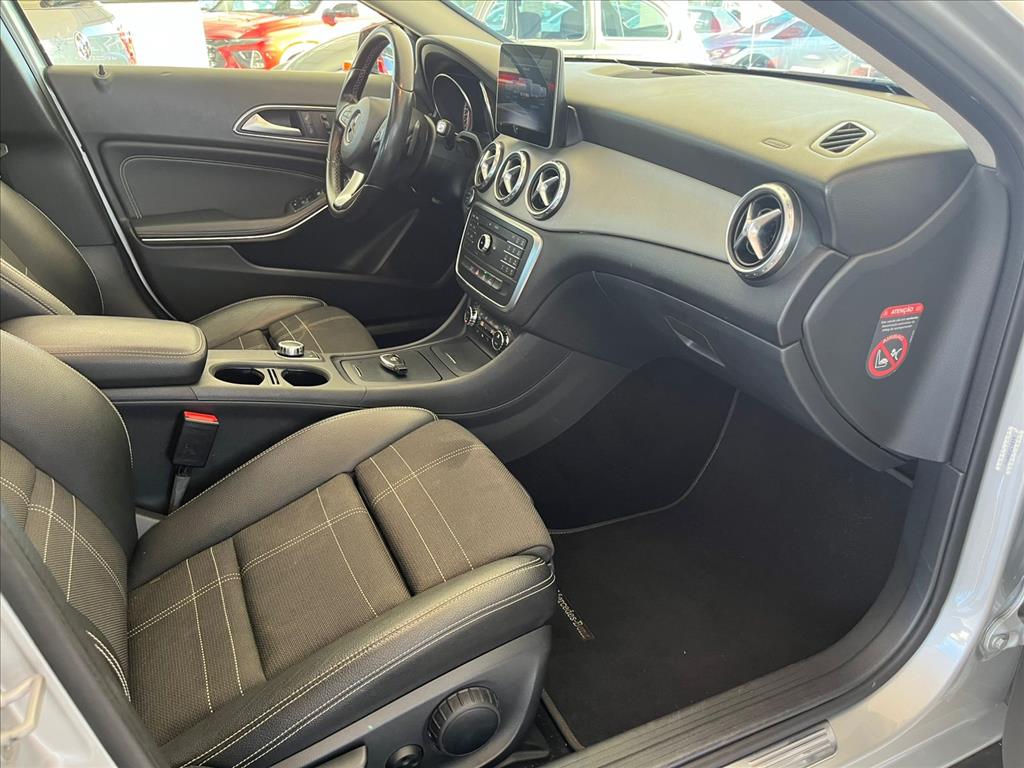 GLA 200 1.6 CGI ENDURO 16V TURBO FLEX 4P AUTOMÁTICO16