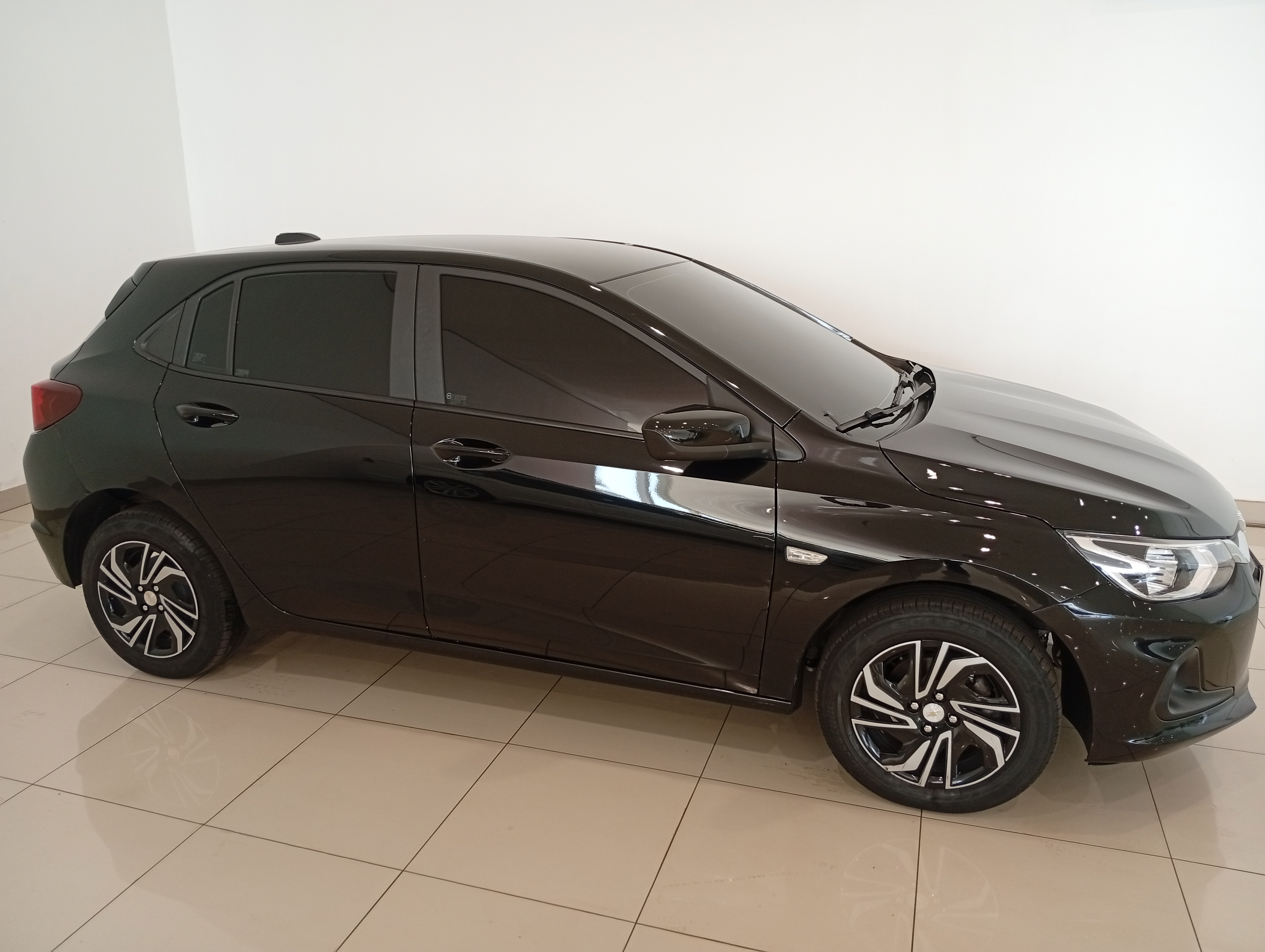 Chevrolet Onix 1.0 Flex LT Manual - foto 3