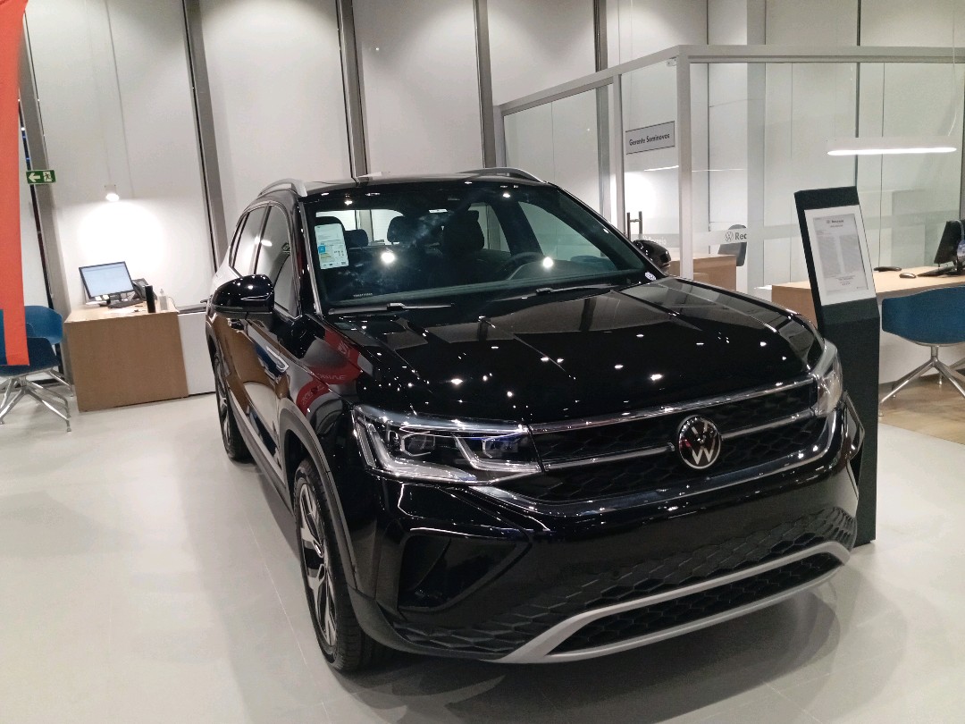 TAOS 1.4 250 TSI TOTAL FLEX HIGHLINE AUTOMÁTICO1