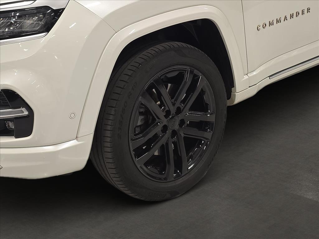 COMMANDER 2.0 HURRICANE 4 TURBO GASOLINA OVERLAND AT95