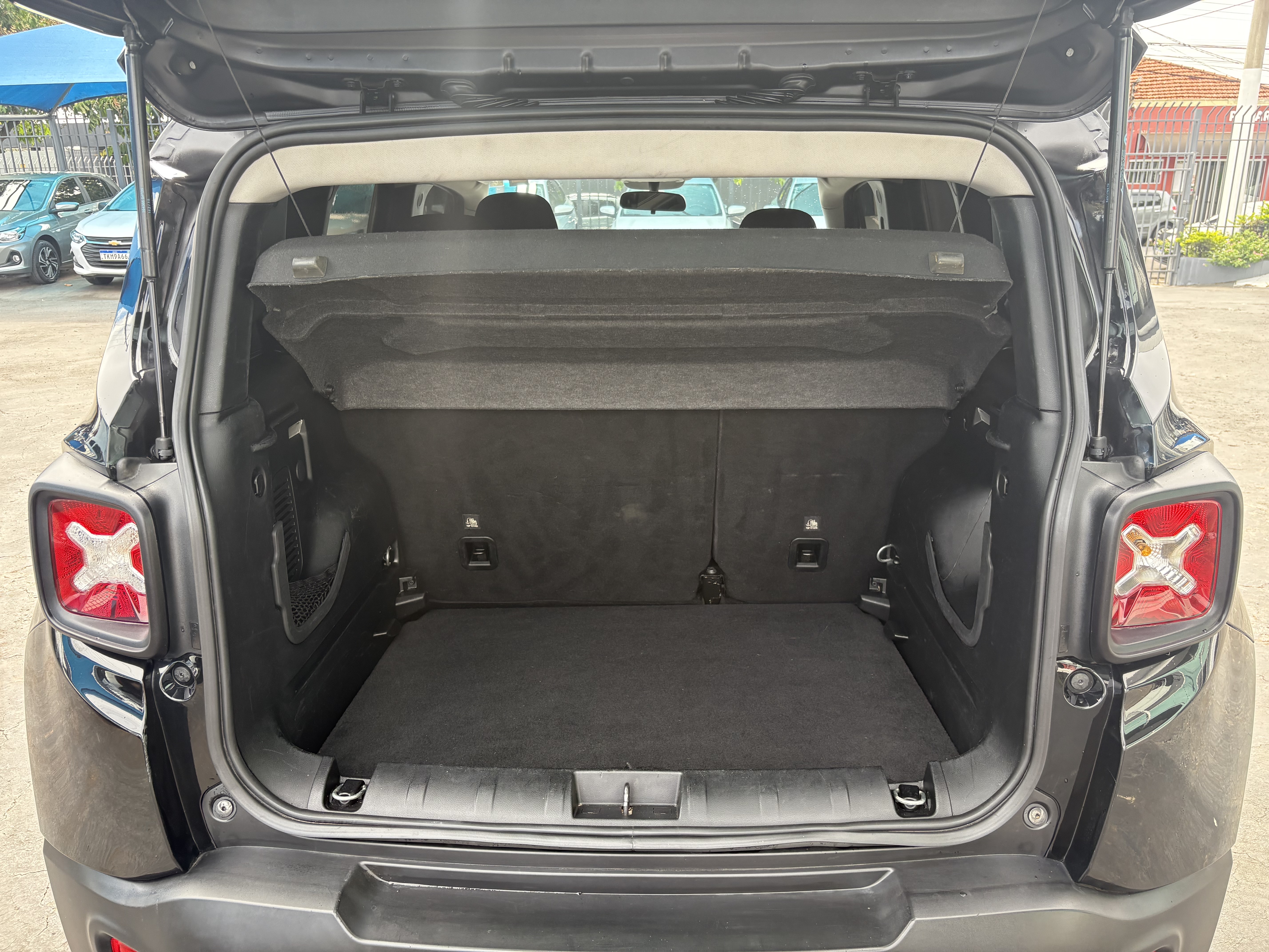 RENEGADE 1.8 16V FLEX SPORT 4P AUTOMÁTICO15