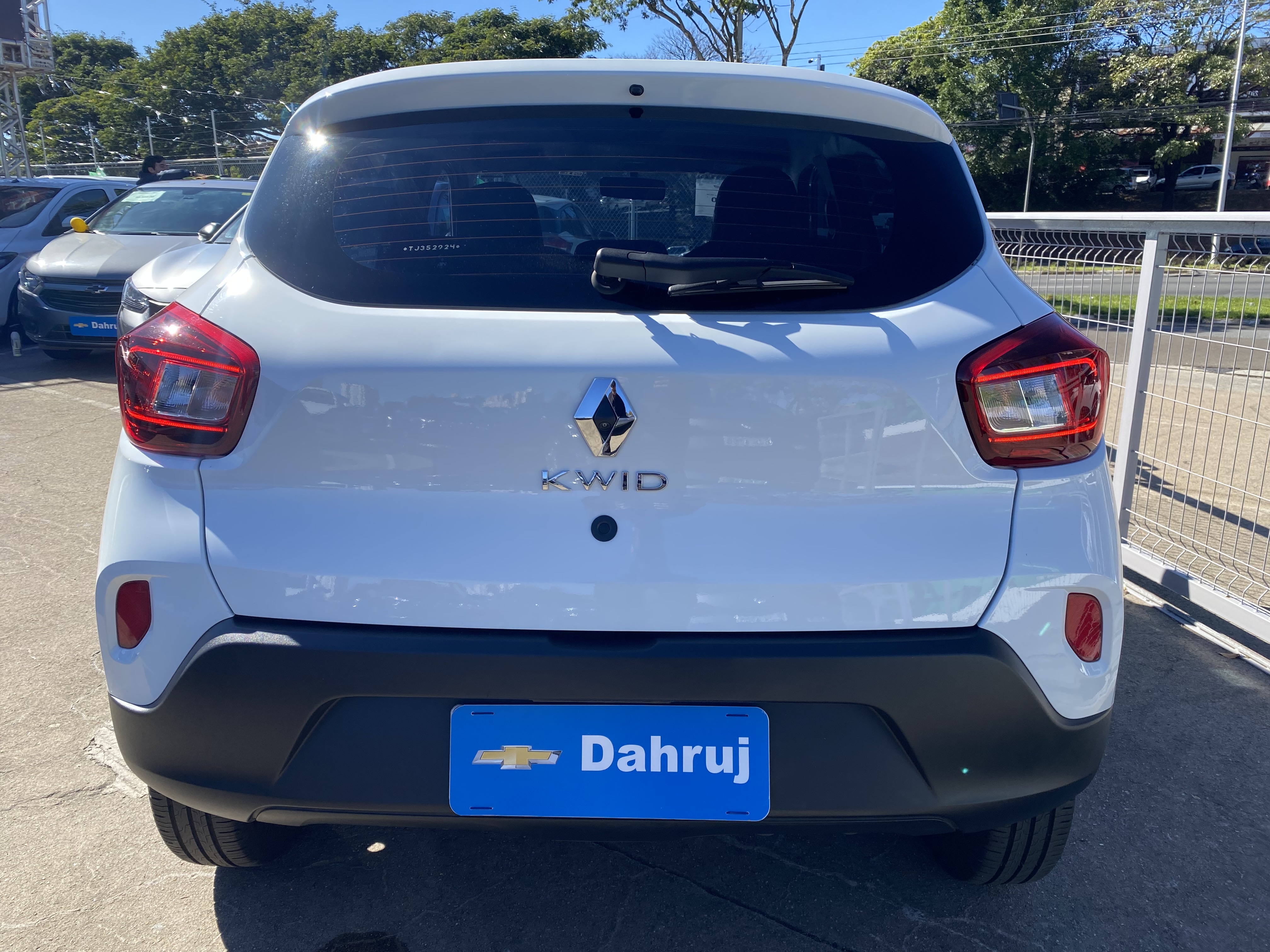 KWID 1.0 12V SCE FLEX INTENSE MANUAL13