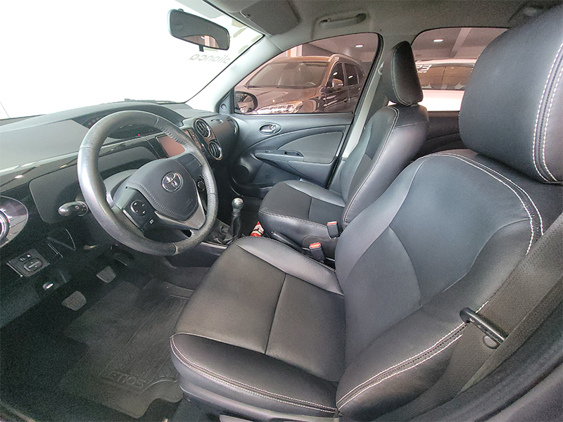 ETIOS 1.5 XLS 16V FLEX 4P MANUAL8