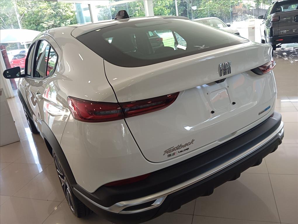 FASTBACK 1.0 TURBO 200 HYBRID AUDACE CVT FASTBACK 1.0 TURBO 200 HYBRID AUDACE CVT