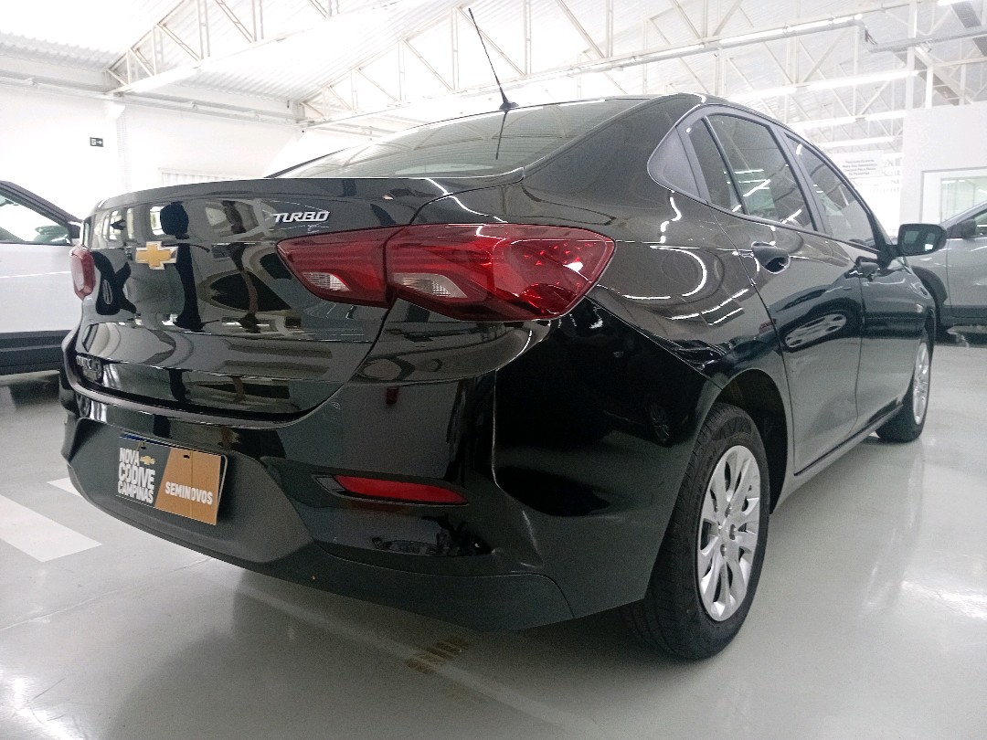 ONIX PLUS 1.0 TURBO FLEX AUTOMÁTICO2